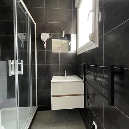 Peacefull, Face A La Cathedrale Reims