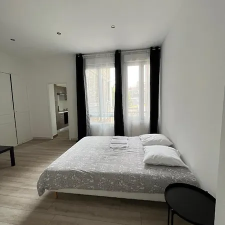 Peacefull, Face A La Cathedrale * Reims