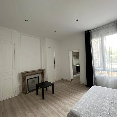 Peacefull, Face A La Cathedrale Apartman Reims